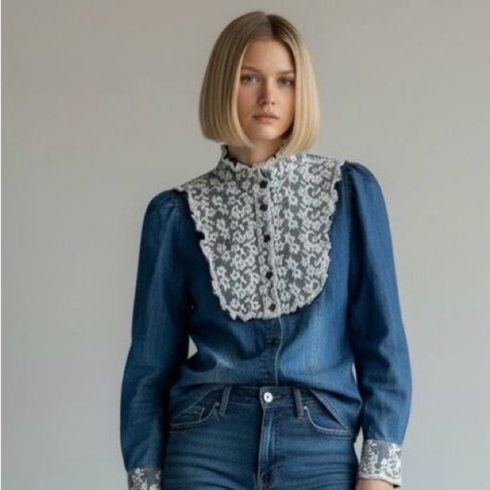 Victorian Style Prairie Denim Blouse White Floral Lace Ruffle Collar & Cuffs XS